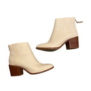 Nisolo Cream Ankle Boots